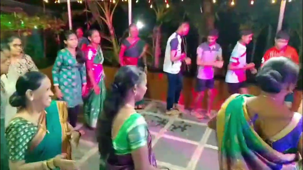 माणगाव धुरीवाडीत रंगला नवरात्रौत्सवात गरबा नृत्य 