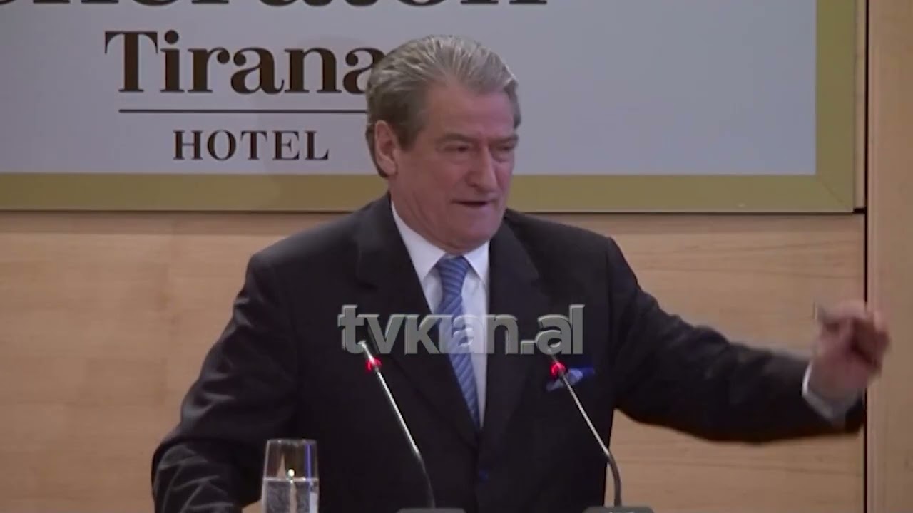 Konferenca e Teknologjisë në Arsim, Berisha premton internet në çdo klasë - (3 Prill 2012)