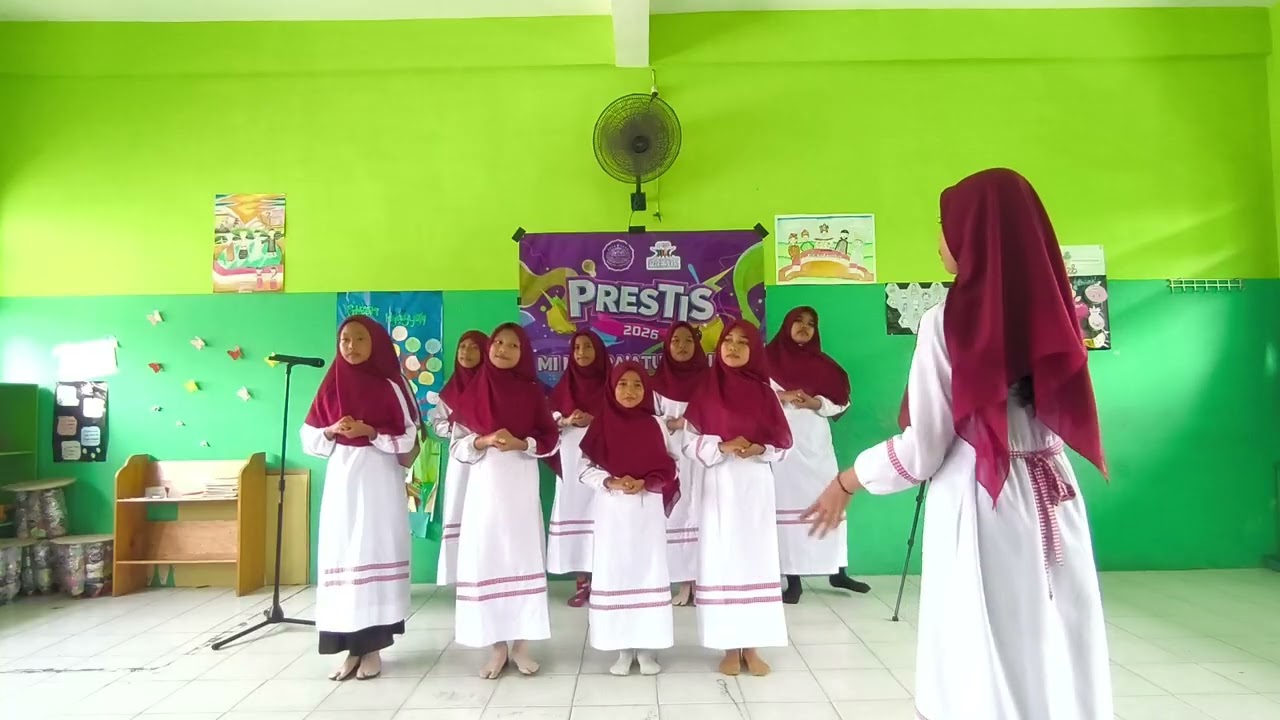 PADUAN SUARA KELAS 6B DALAM AJANG PRESTIS 2026 MI MAZRA'ATUL ULUM 01