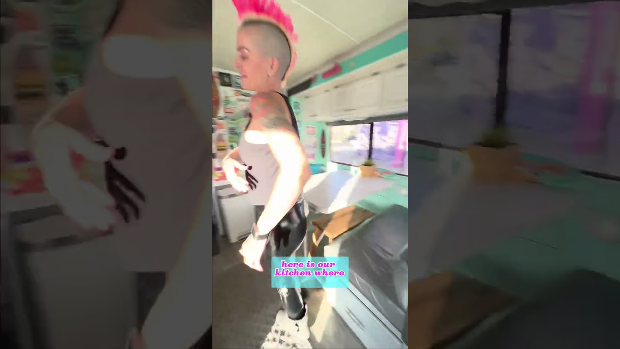 Family of 5 in Renovated 1999 Winnebago 