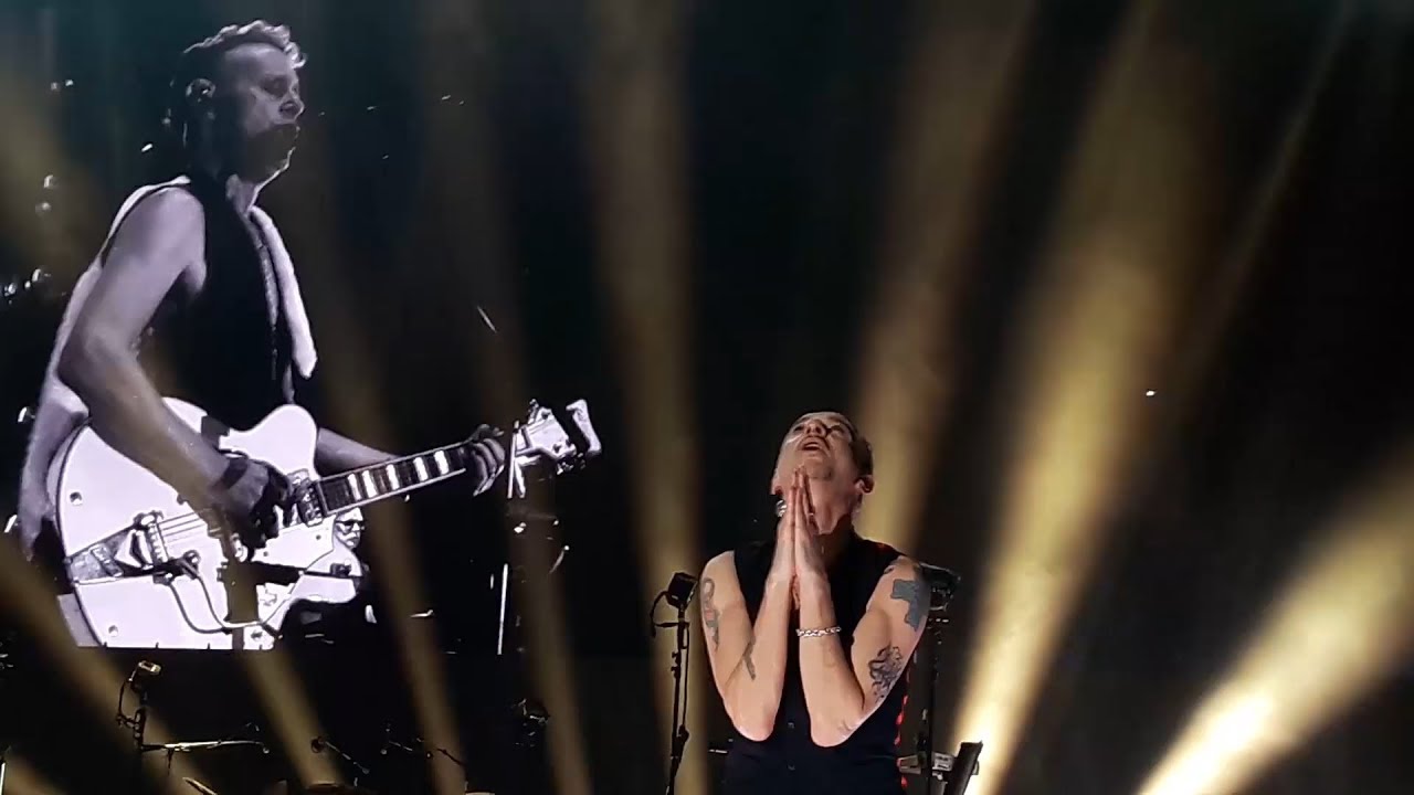 Depeche Mode - Never Let Me Down Again (Paris AccorHotels Arena 03.12.17)