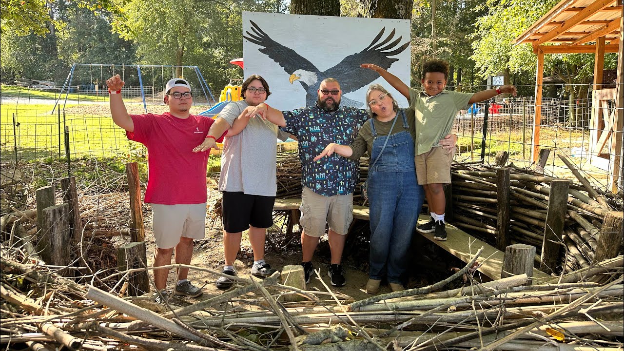 Apple picking up in Ellijay, Georgia at Hillcrest Orchards ￼￼