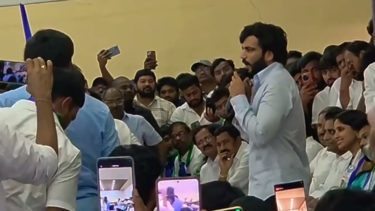 “YSRCP సిద్ధార్థ అన్న మాస్ మీటింగ్ | Ground Level Politics | Public Talks 99” 
