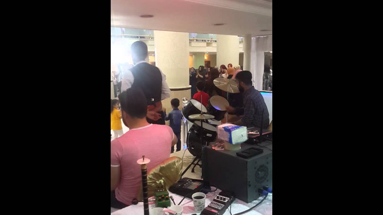 Remzi Ezer ( Can û Ciger müzik organize ) daweta kûrda Delilo