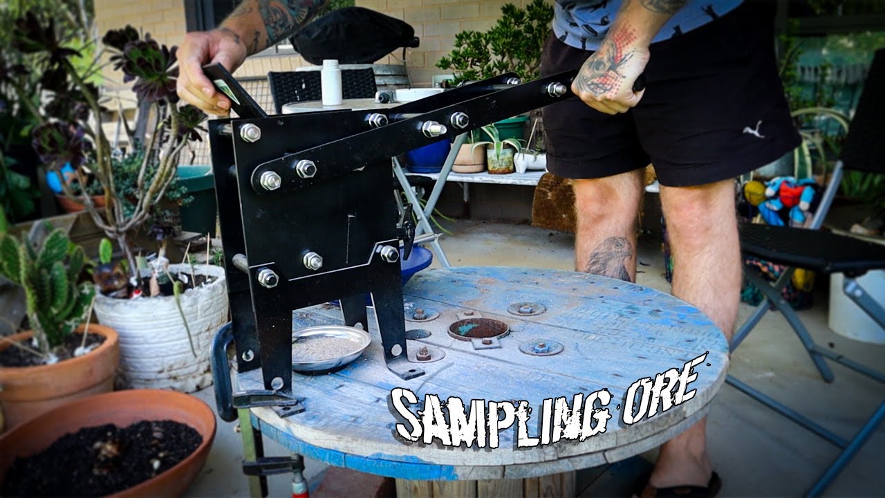 Testing a Quartz Vein for Gold | Basic Ore Sampling ⚒