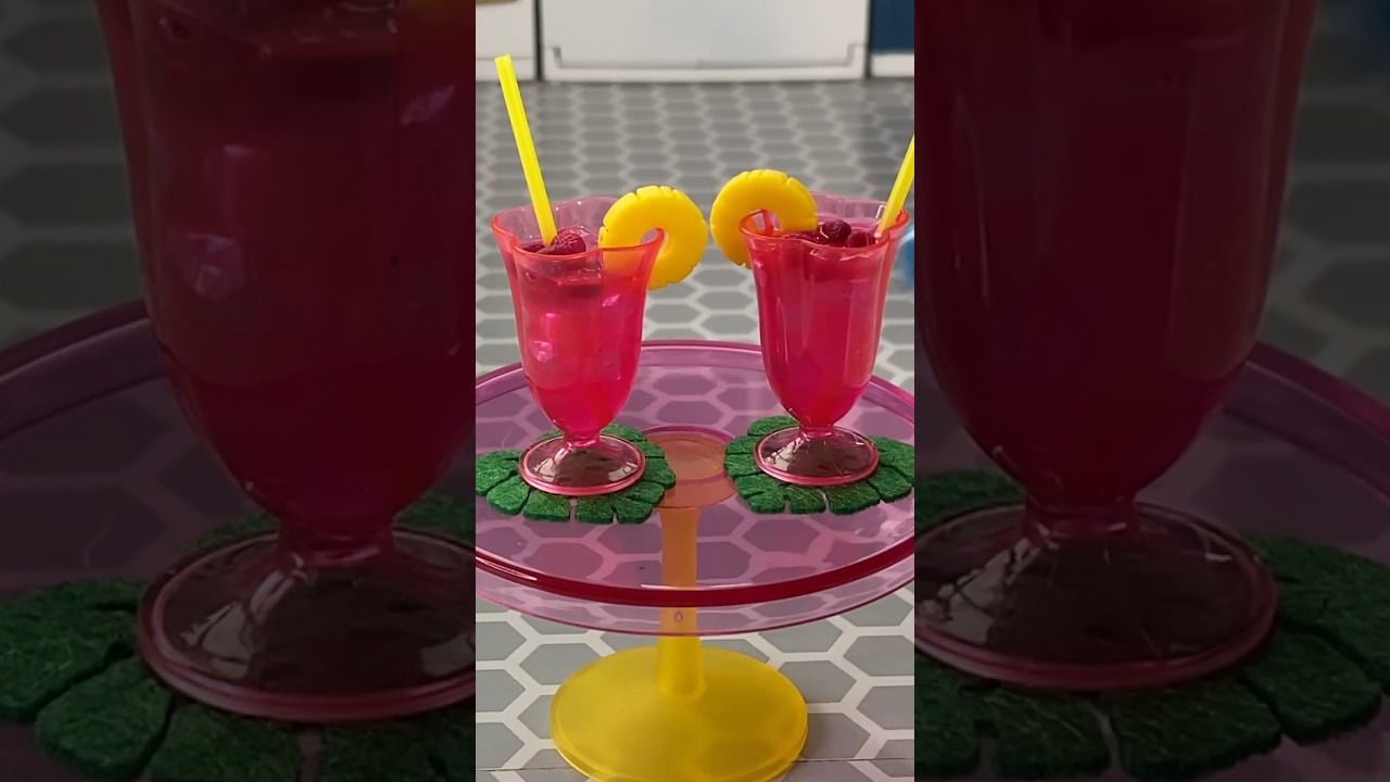 Mini Verse Birthday Tropical Drinks! 🍍🍉 #miniverse #miniversebirthday #miniatures #minifood