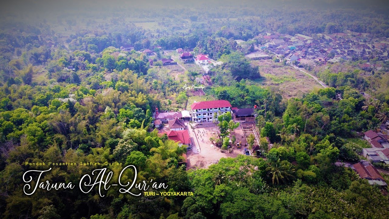 wow indahnya ... PPTQ Taruna Al Quran aerial view
