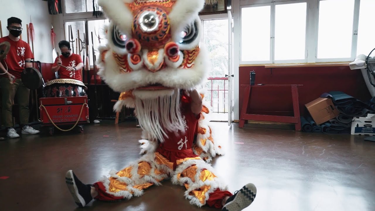 Paddles Up! The Canadian International Dragon Boat Festival Exhibit: Hon Hsing Athletic Club