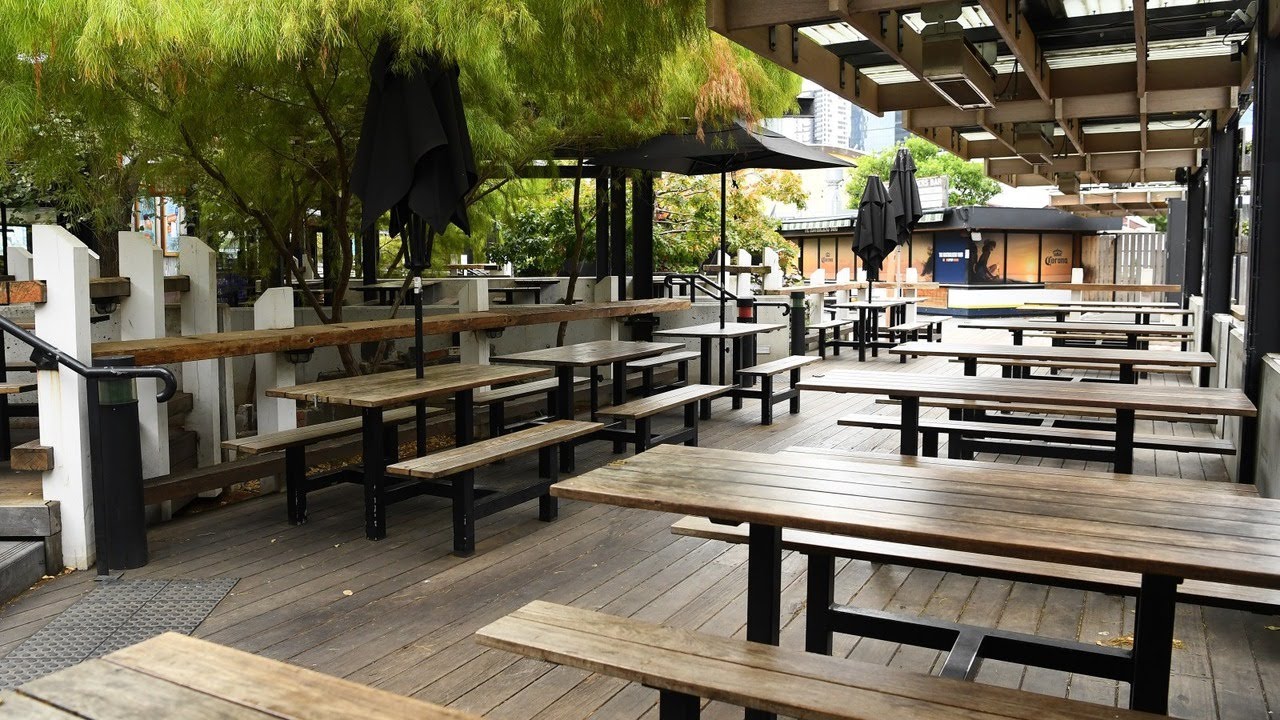 Thousands out of work as businesses close across the country