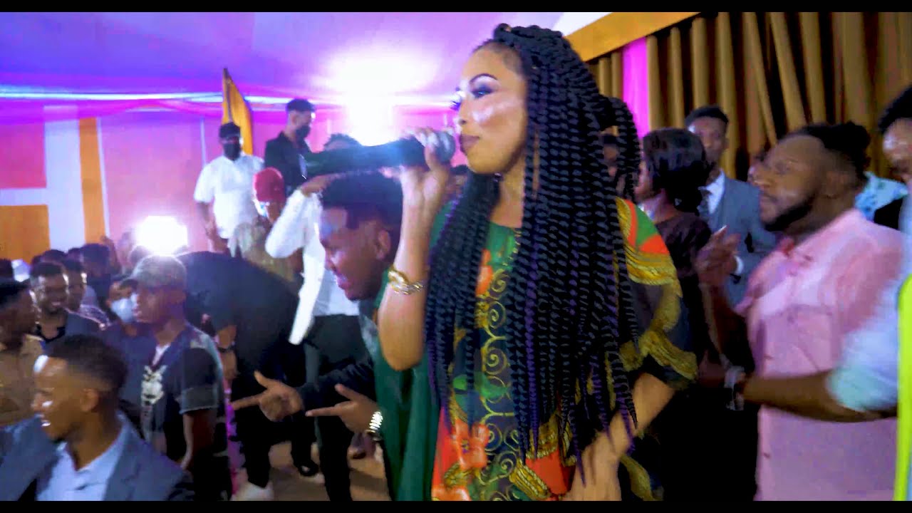 Kiin Jaamac  | Barashada Walaalnimo Naga Badan  |  Kiin Jama Show Hargeisa 2021