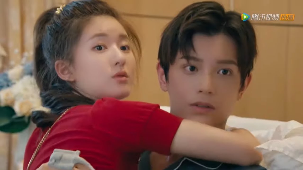 👄【EP24】芊芊成功找到现实中的韩烁和他幸福拥抱了在一起   |  传闻中的陈芊芊 | The Romance of Tiger and Rose