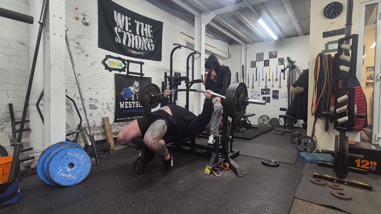 Bow bench volume