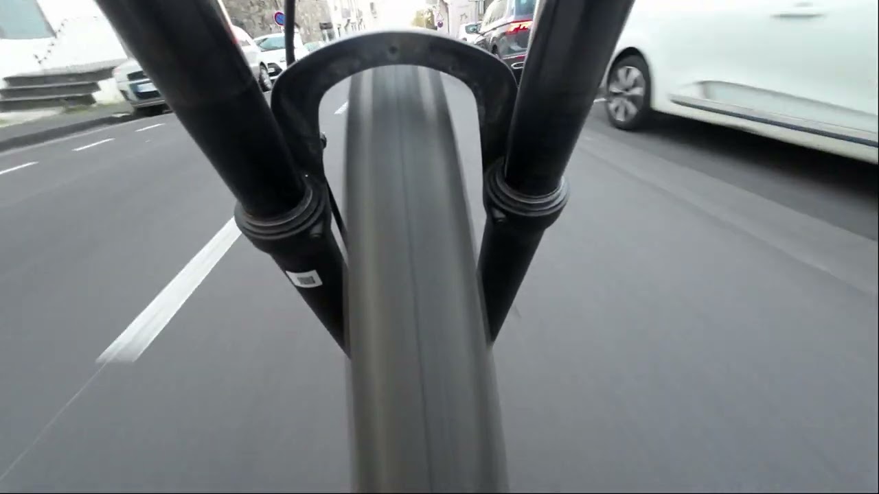 Cycling Through the City | MTB POV Ride | Action 2
