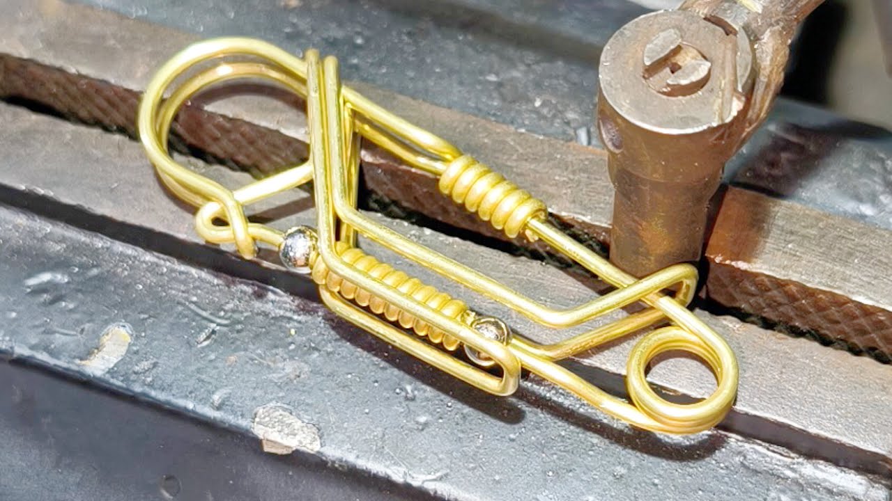 Not many people know about this key chain #diy #keychain #metal