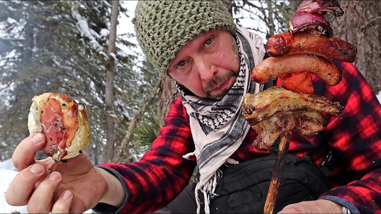 Spiedini BUSHCRAFT su FUOCO TRAPPER alla PESCHO - Cucina Bushcraft nella Foresta Innevata