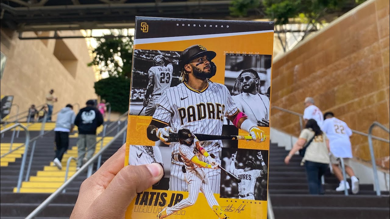 Fernando Tatis Jr STEALS home plate