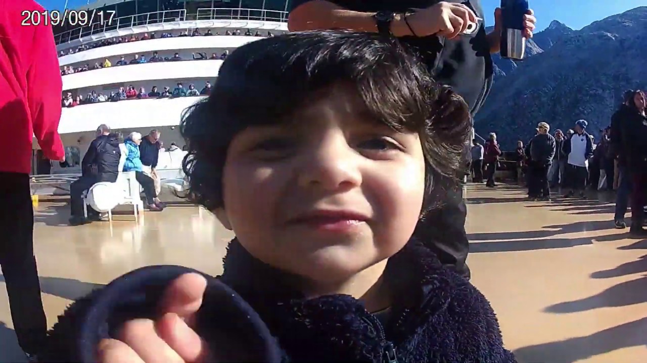 John Hopkins Glacier Glacier Bay Alaska @ NOAH'S TRAVEL ep#18