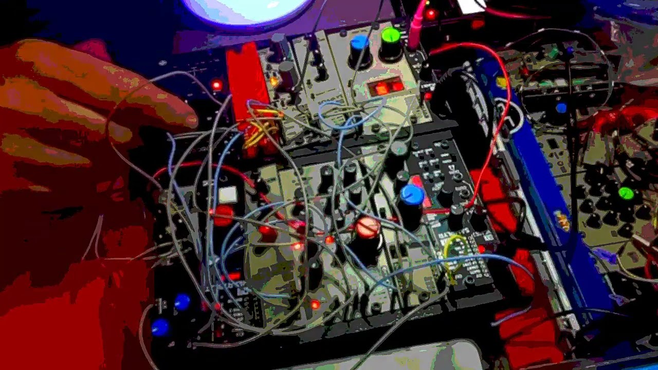 Rainy Days and Techno with Ae modular