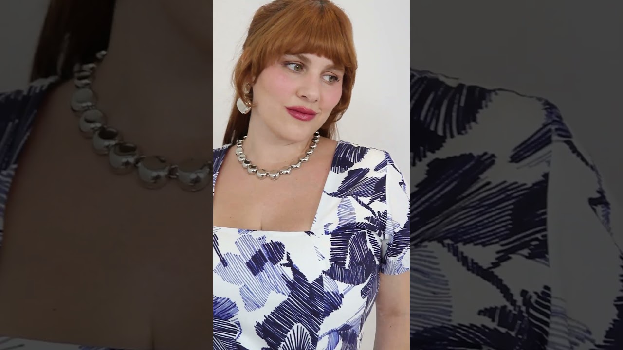 Detalhes Vestido Algodão Godê Estampa Azul Floral DELPHINA  