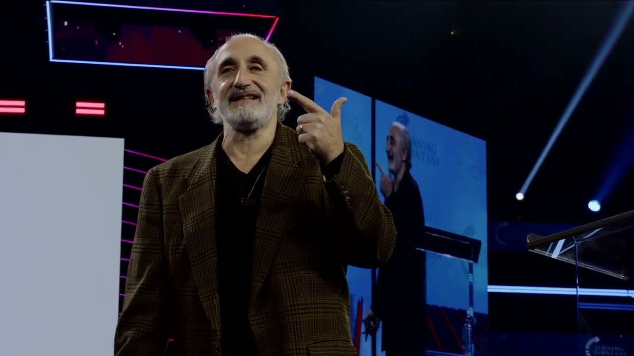 Рецепты счастливой жизни — мой доклад на AmericaFest 2023 (ПРАВДА СААД_1645)