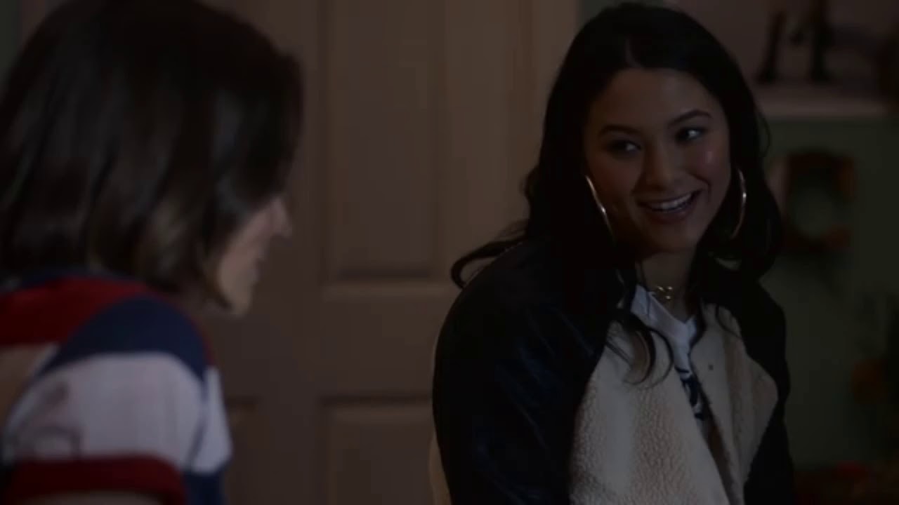 ATYPICAL Casey & Izzie (Apocalypse by Cigarrets After Sex)