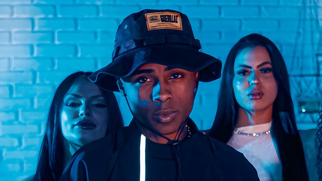 MAIS UMA VEZ - MC Meno K, MC Tuto e MC Dena (WebClipe) Caio Passos