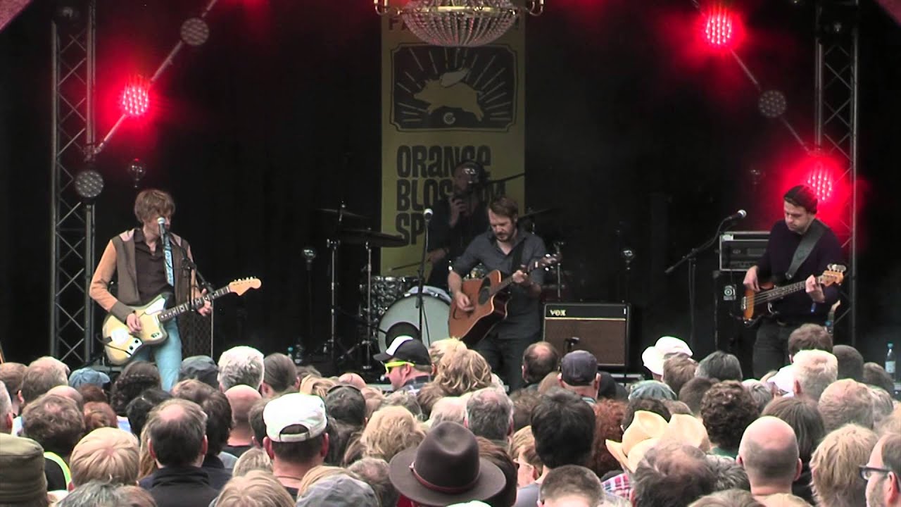 Gisbert zu Knyphausen mit der Kid Kopphausen Band 