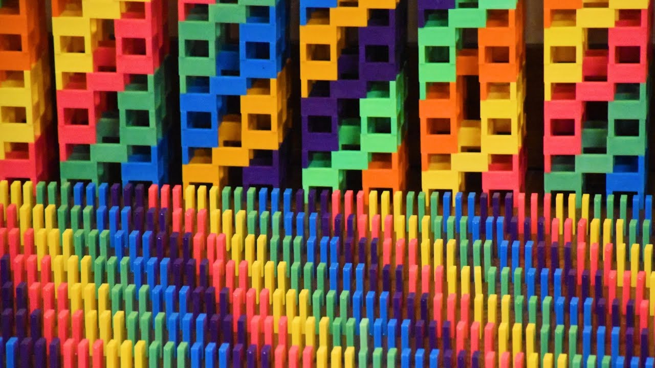 32,000 Dominoes - The Most SATISFYING Domino Fall Ever!