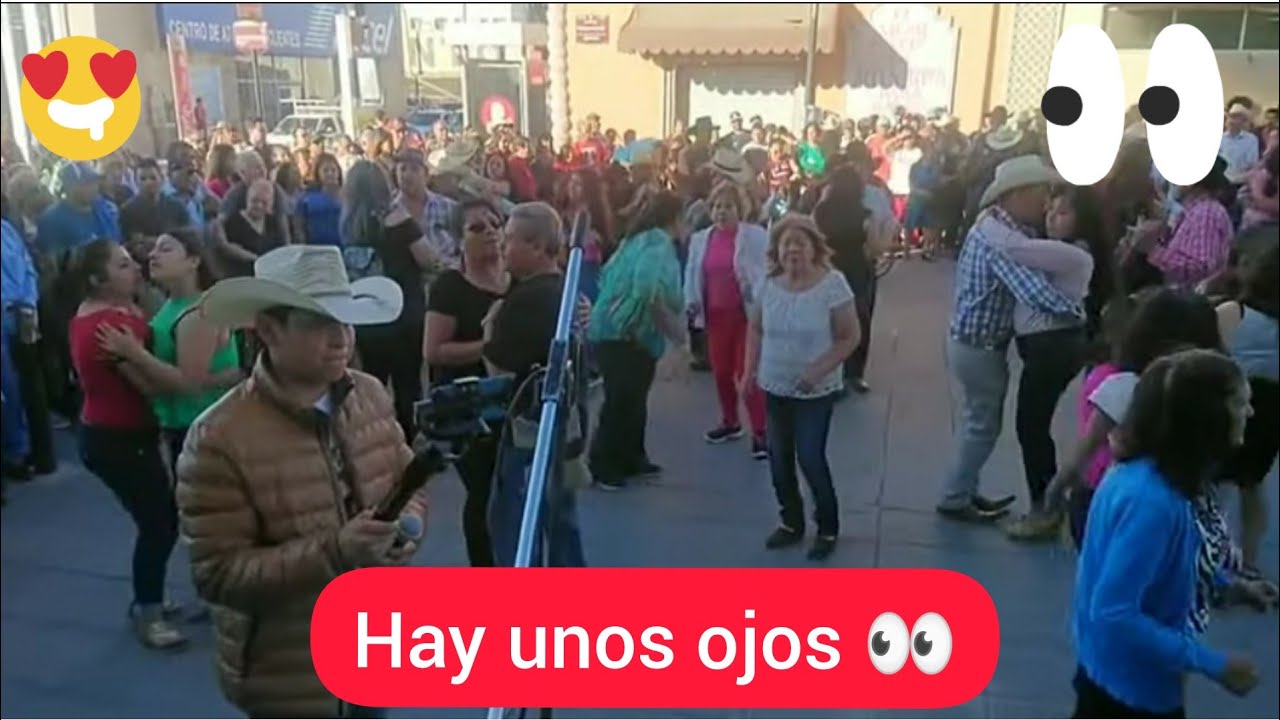 Hay unos ojos que si me miran!!! 😉🎶