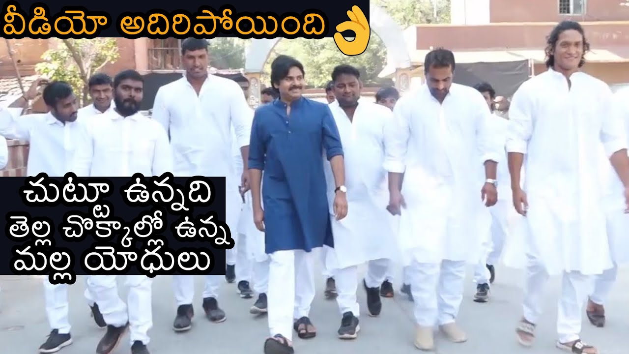 Power Star Pawan Kalyan ULTIMATE Video | Felicitates Wrestlers | News Buzz