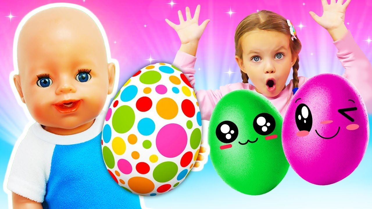 Buscando huevos de colores con Maya y Lina. Vídeo infantil con Baby Born para niñas