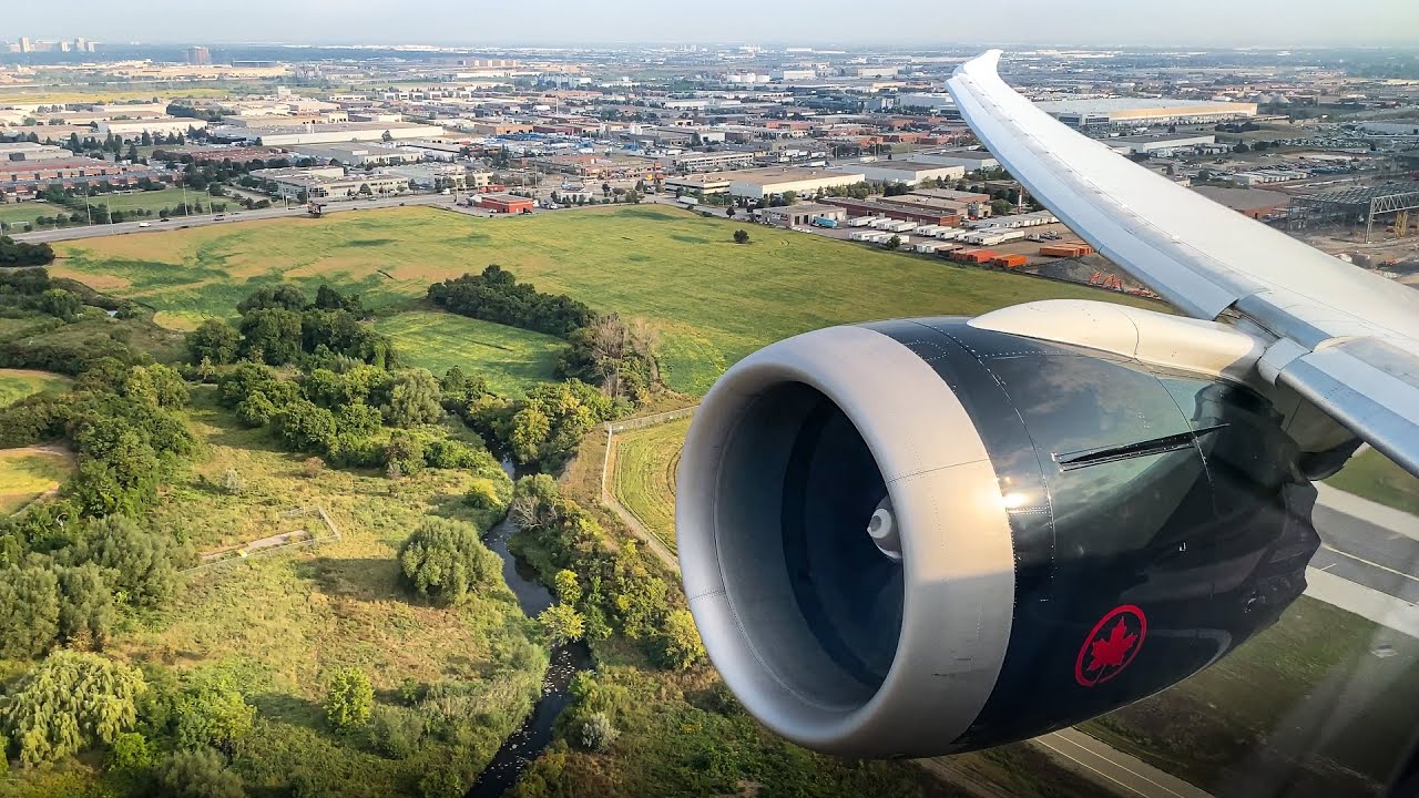 Air Canada 787-9 STUNNING Engine View Takeoff from Toronto-Pearson [4K]