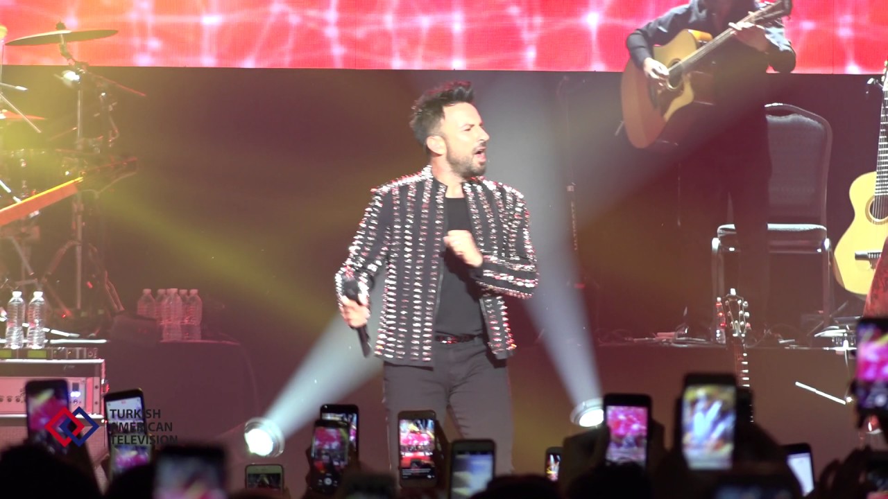 Tarkan - Acımayacak (“Ain’t Gonna Hurt”)