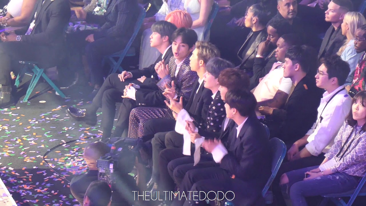 190501 BTS 방탄소년단 Reaction to Kelly Clarkson @ 2019 빌보드 뮤직 어워드 Fancam