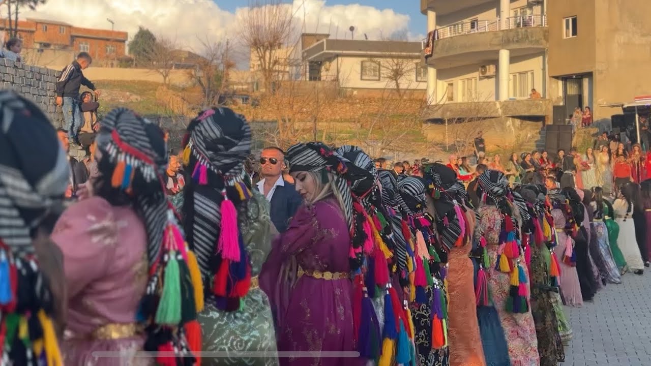 Goyi aşiretinin meşhur halayı ( yıldırım ailesi Silopi ) Hozan Nurettin