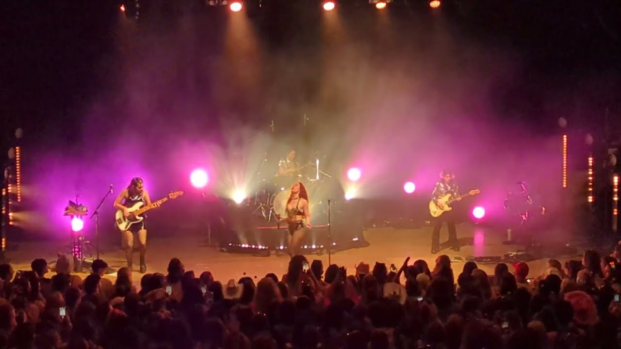 Chappell Roan - Love Me Anyway - Boulder Theater, Boulder CO (4/9/24)