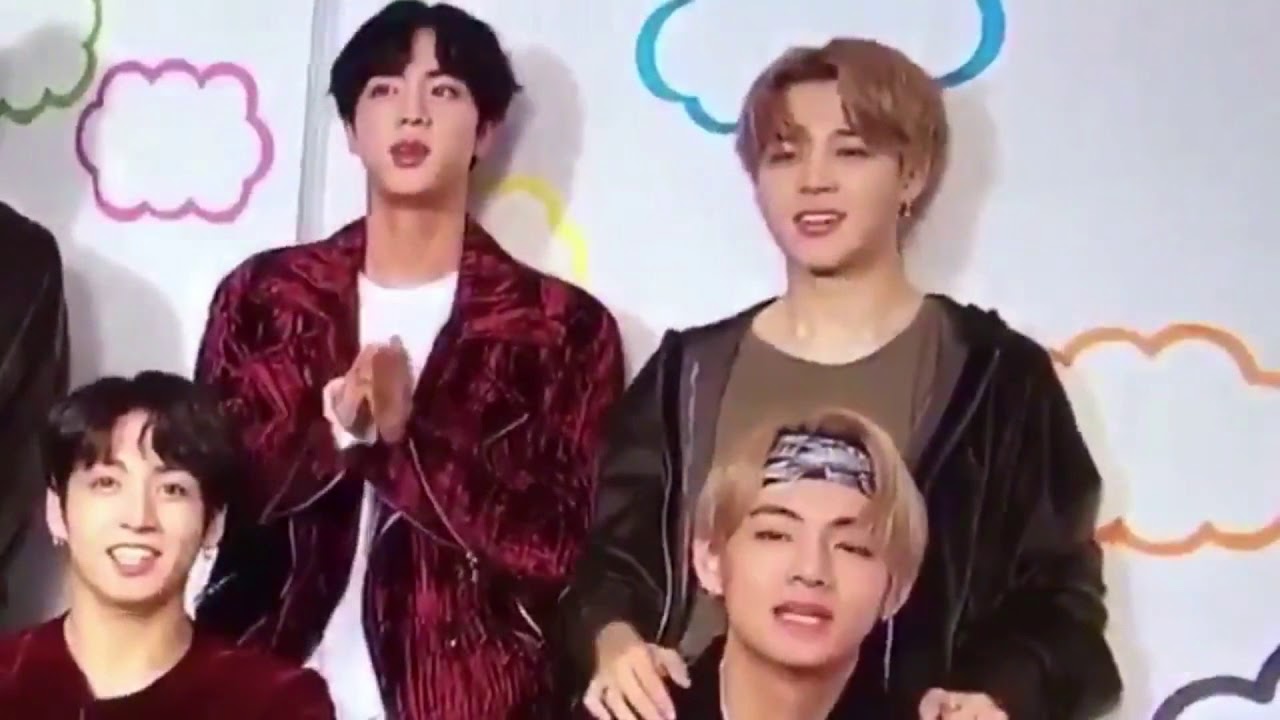 Update of VMIN Moment !!! Awesome VMIN!!!! Loves, cares, concern each others :))
