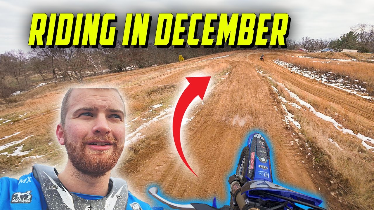 Riding Dirtbikes In DECEMBER In MICHIGAN - Moto VLOG