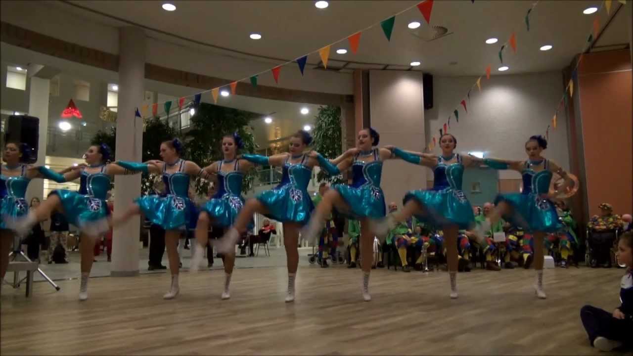 Dansmarietjes De Vrolijke Drammers Loil in Meulenvelden.