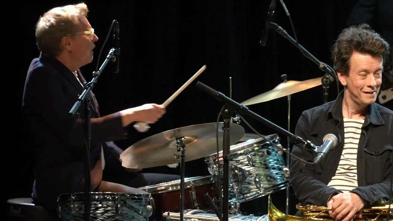 Nulle playing Egybtian Fantasi at Hotel Cecil , Copenhagen.