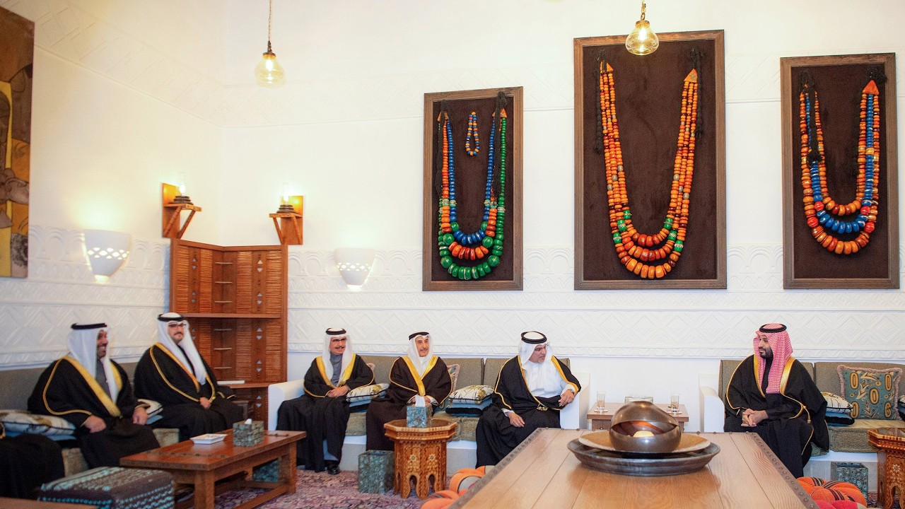 سمو ولي العهد رئيس مجلس الوزراء يلتقي أخيه سمو ولي العهد رئيس مجلس الوزراء بالمملكة العربية السعودية