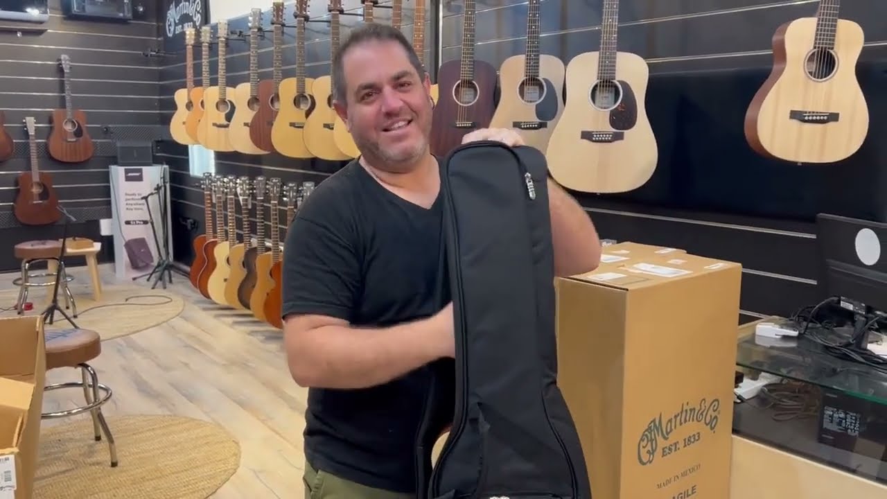 Martin LX1E מרטין