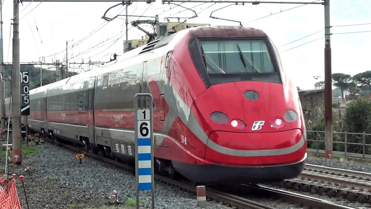 Treni AV in transito alla stazione di Settebagni: FRECCIAROSSA, ITALO e INTERCITY!