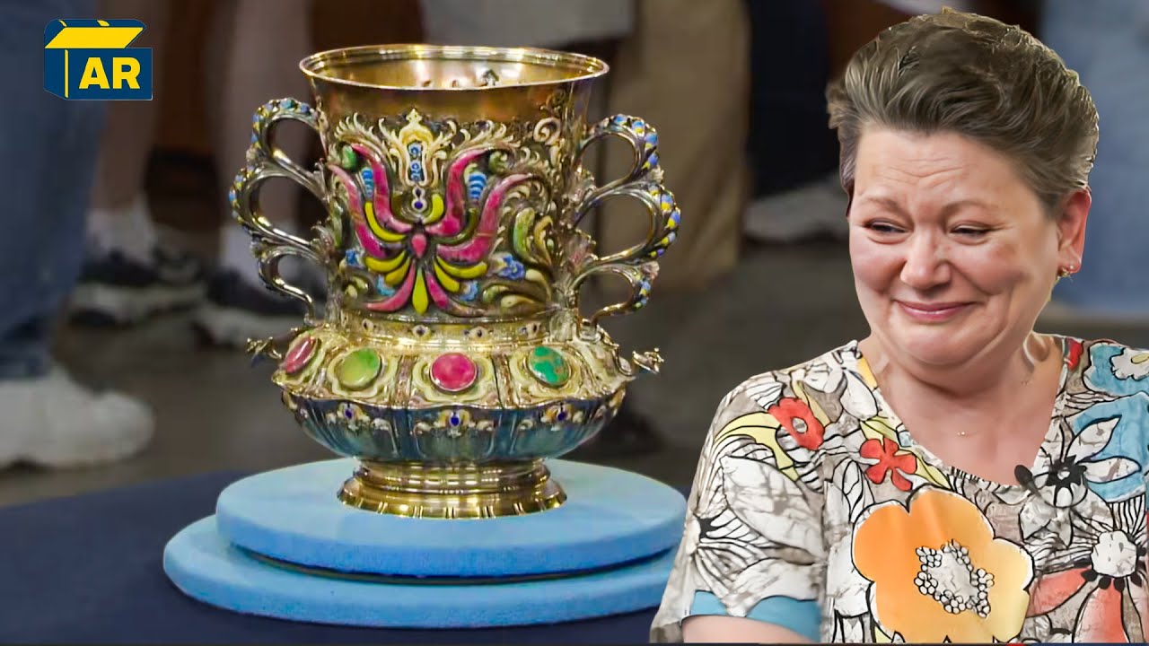 Unbelievable Vase Appraisal That Overwhelmed the Owner with Tears on Antique Roadshow!