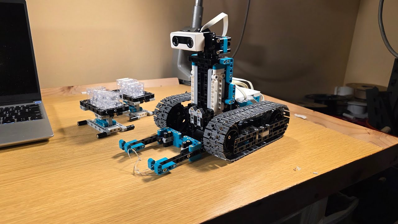 Lego RC mindstorms forklift 