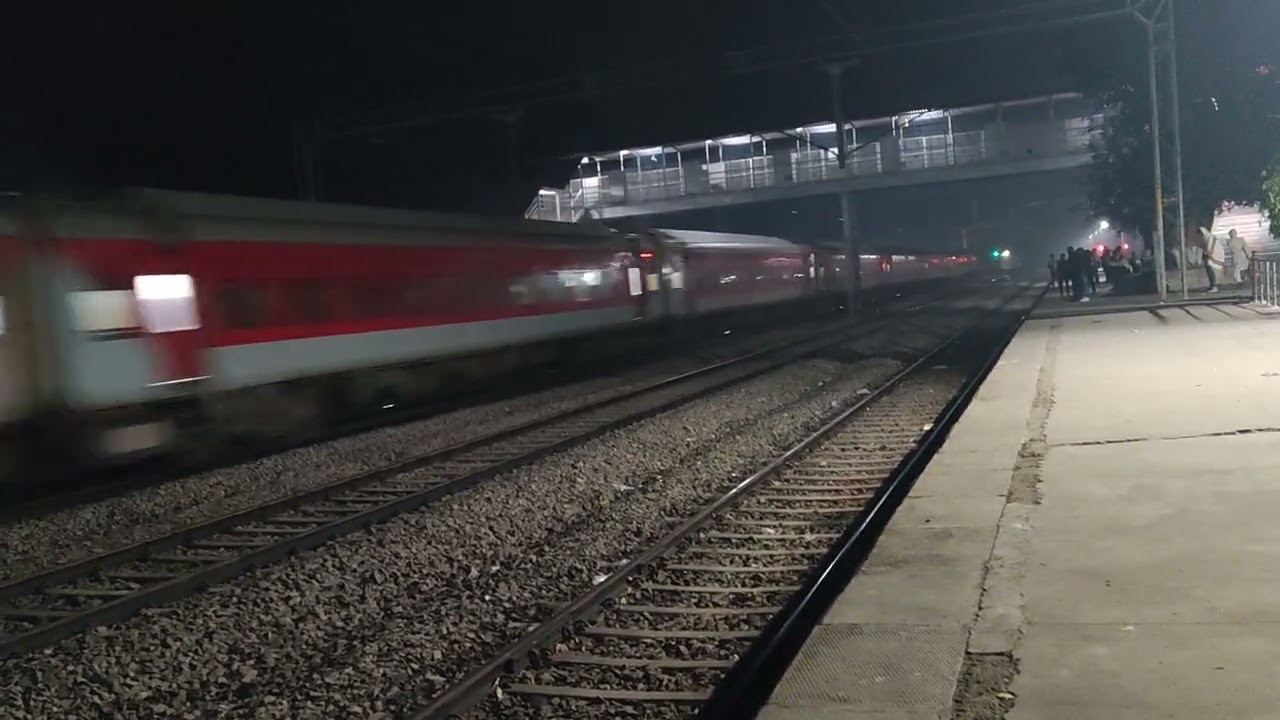 New Delhi Darbhanga Clone Special 02570 Skip Mankapur Junction Flat 110 Kmph