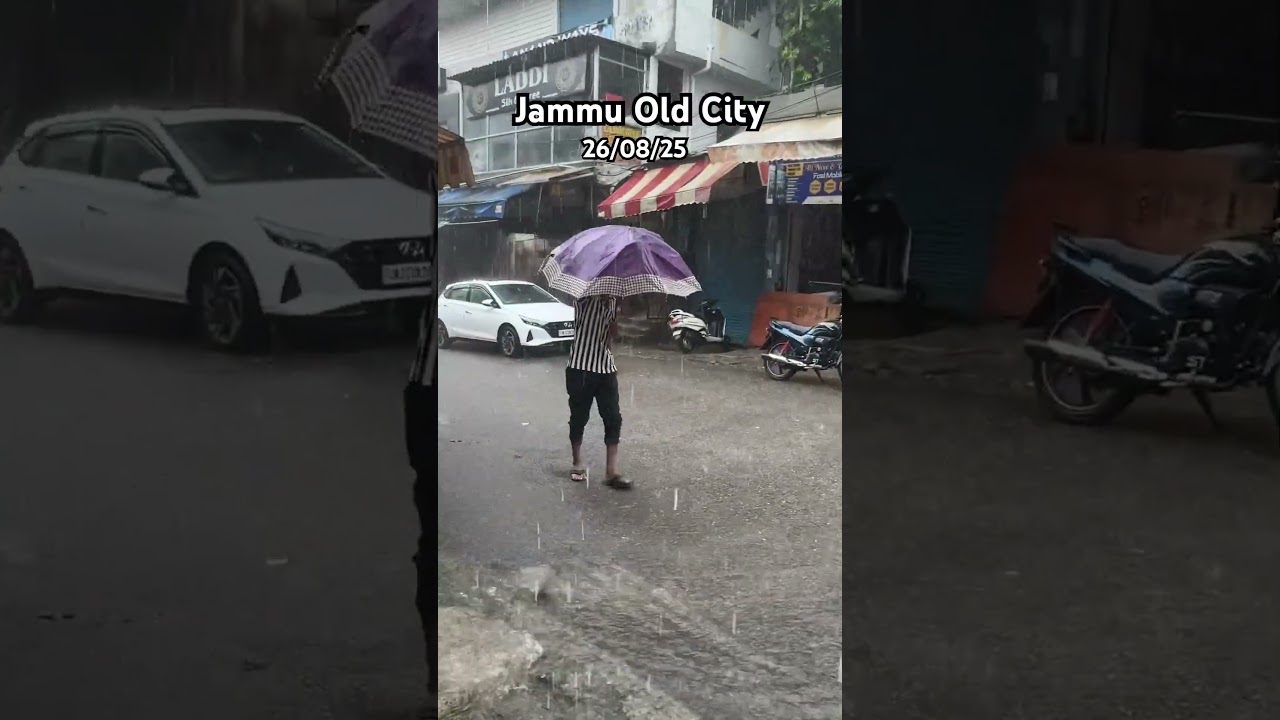 Heavy rainfall in Jammu old city #jammuandkashmir #jammu #heavyrainfall #floods