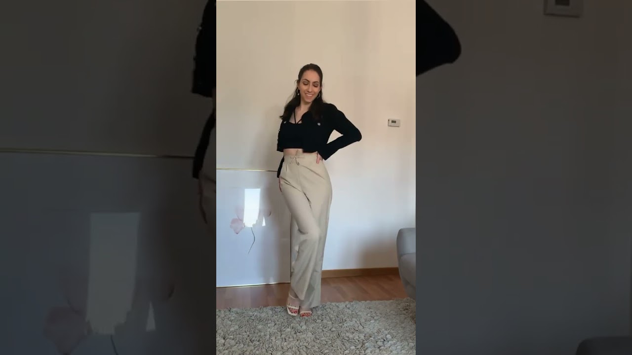 Sai come indossare i pantaloni ampi in outfit estivi? ☀️🥹 