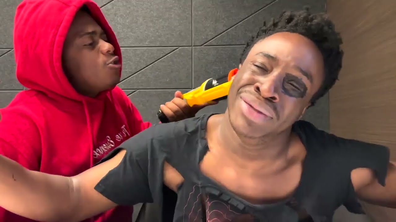 Все сценки знакомств, которые когда-либо делал ребенок из пригорода, и многое другое