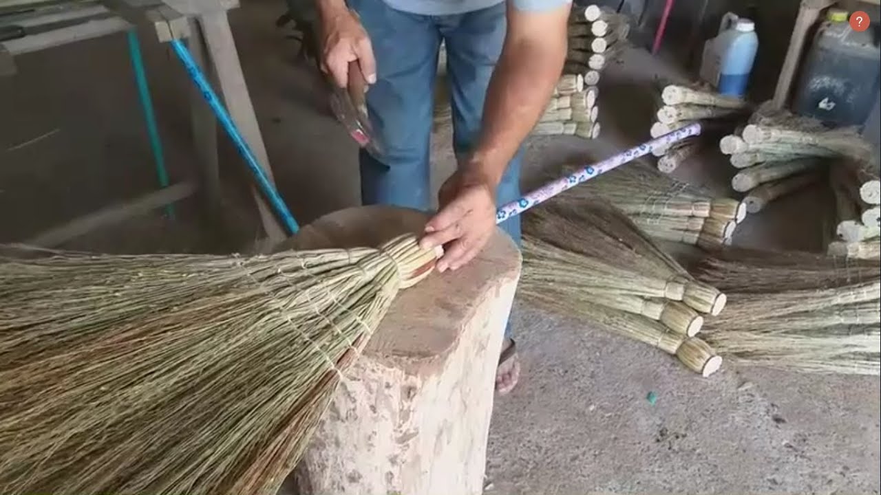 FABRICA DE VASSOURAS CAIPIRA - VASSOURAS BOTEON - JACINTO MACHADO - SANTA CATARINA